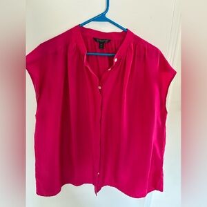 Banana Republic 100% silk blouse top size medium fuchsia hot pink